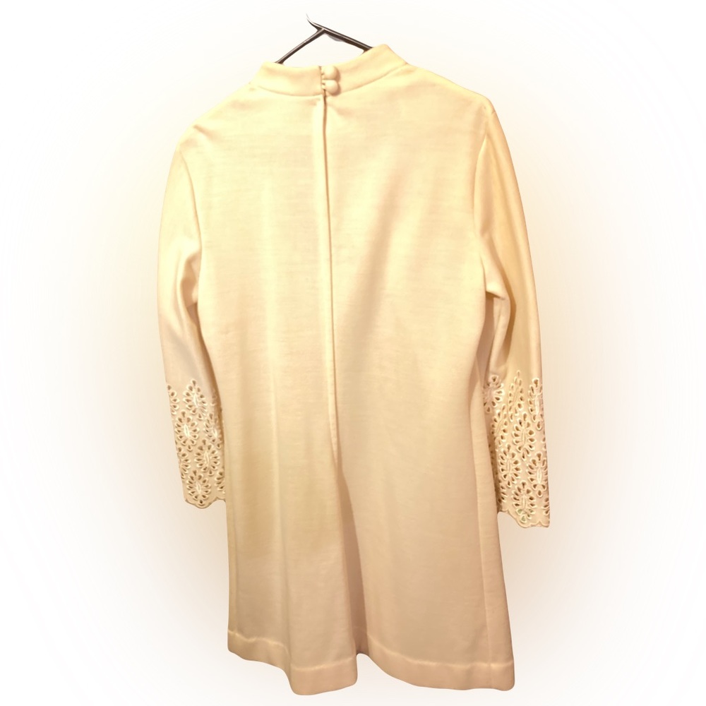Gorgeous Vintage Mini Dress, Ivory A-Line w/Bell sleeves! EUC! Wedding Anyone?